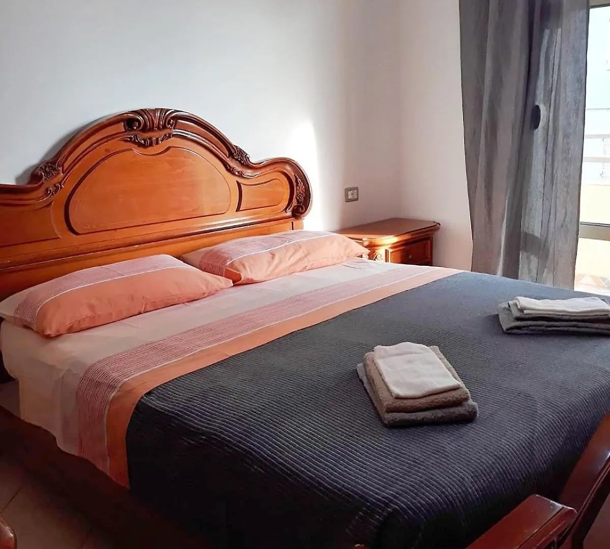 Holiday Beach Apartment Orikumi Albánie